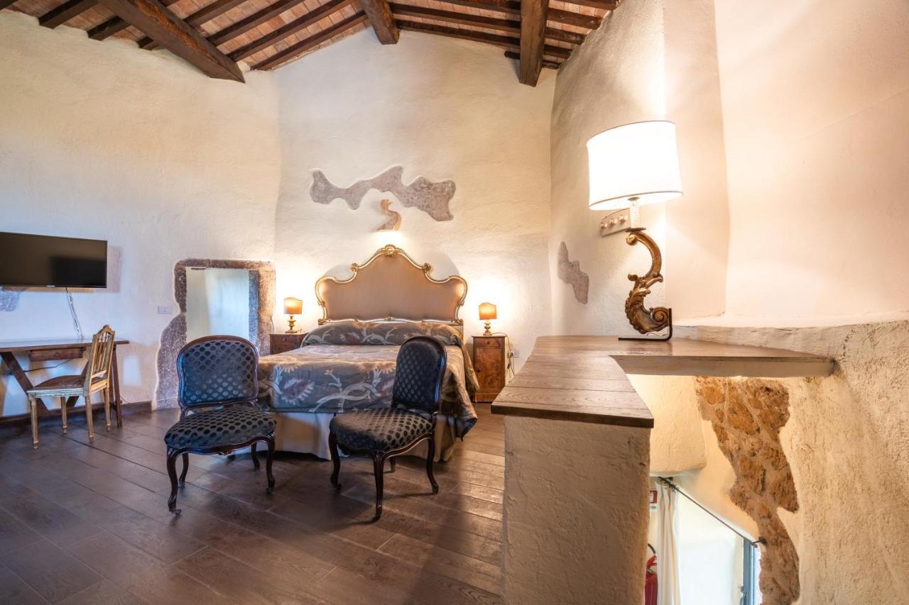 Della Fortezza Sorano (Grosseto)