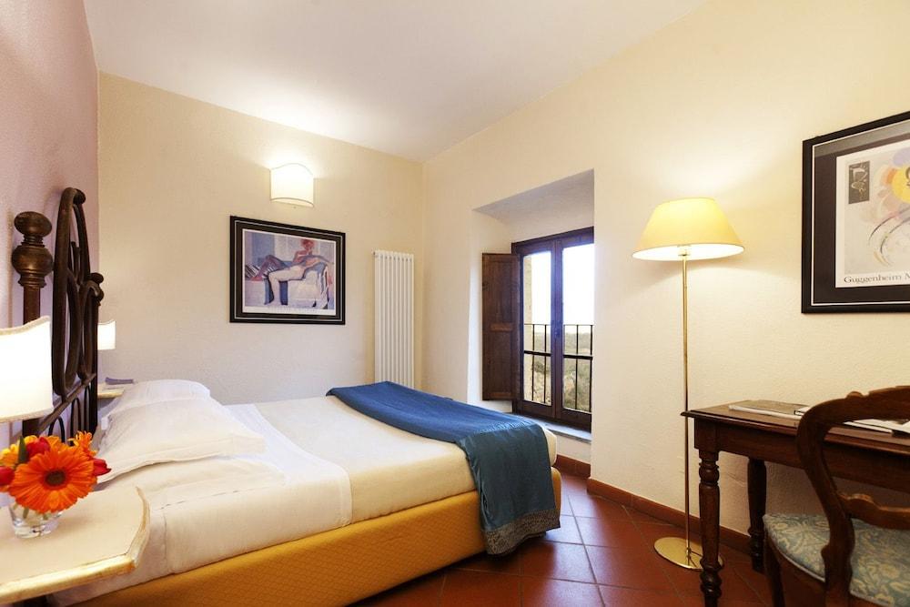 Hotel Della Fortezza 3*